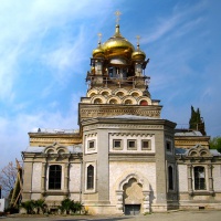 Алупка Храм Архангела Михаила