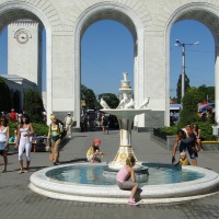 Симферополь - фонтан на вокзале