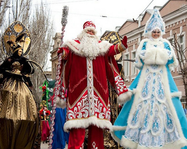 Накануне Дня св.Николая в Евпатории зажгутся новогодние огни