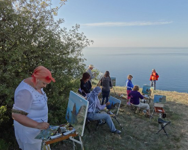 «Крымские этюды»: художники из Алании воспоют в живописи красоту крымских пейзажей
