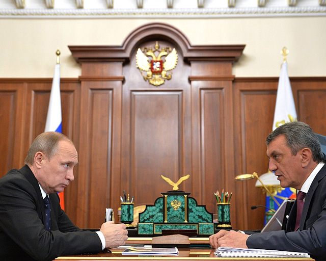 В Кремле прошла рабочая встреча Президента Российской Федерации с губернатором Севастополя Сергеем Меняйло