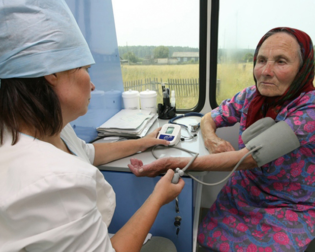В Крым за миллион: как привлечь врачей в село