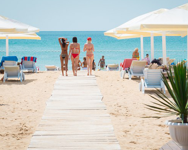 Отдыхающие в Крыму смогут пользоваться пляжами бесплатно